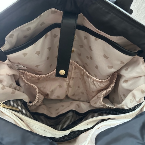 SOLD - Picture 5 of 8